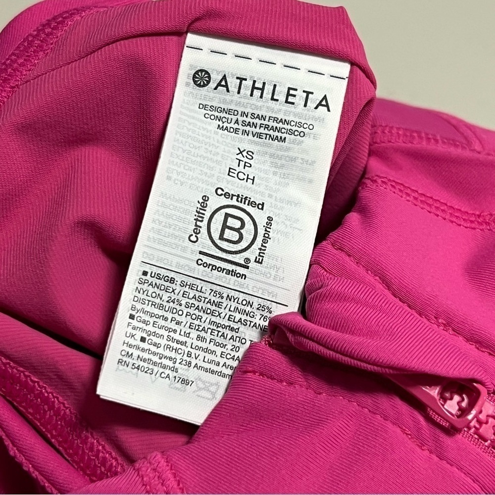 ๐ ATHLETA Sun Shield One Piece Rashguard - Picture 8 of 12